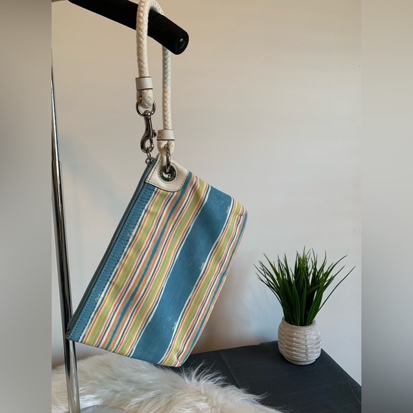 Coach Wristlet multi coloured cloth/rope. - Picture 2 of 11